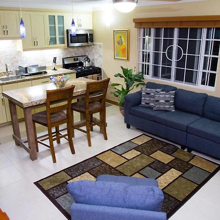 The Cabin At Long Mountain Country Club Kingston Esterno foto