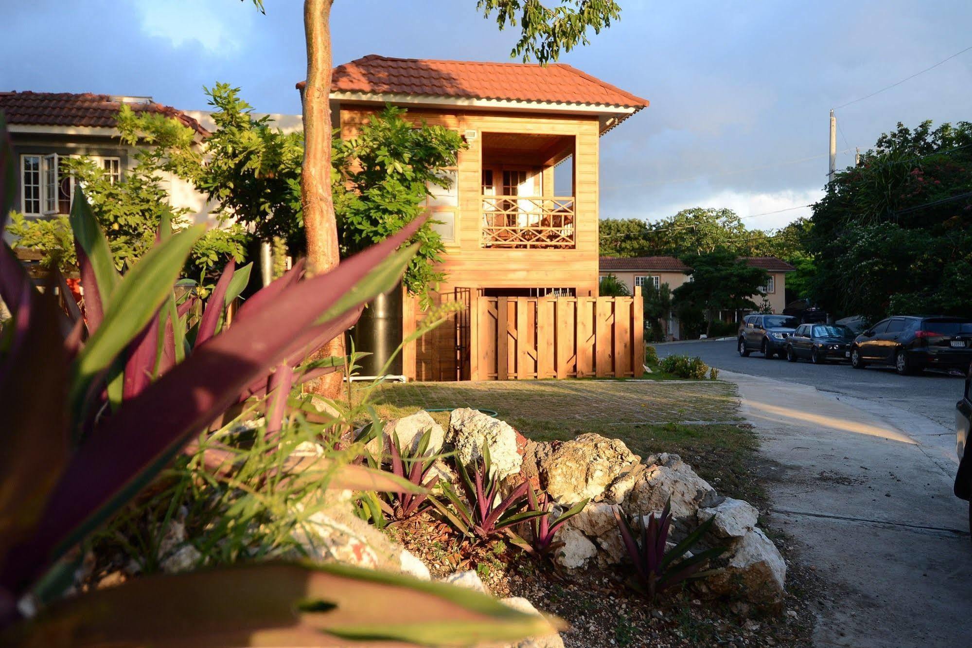 The Cabin At Long Mountain Country Club Kingston Esterno foto