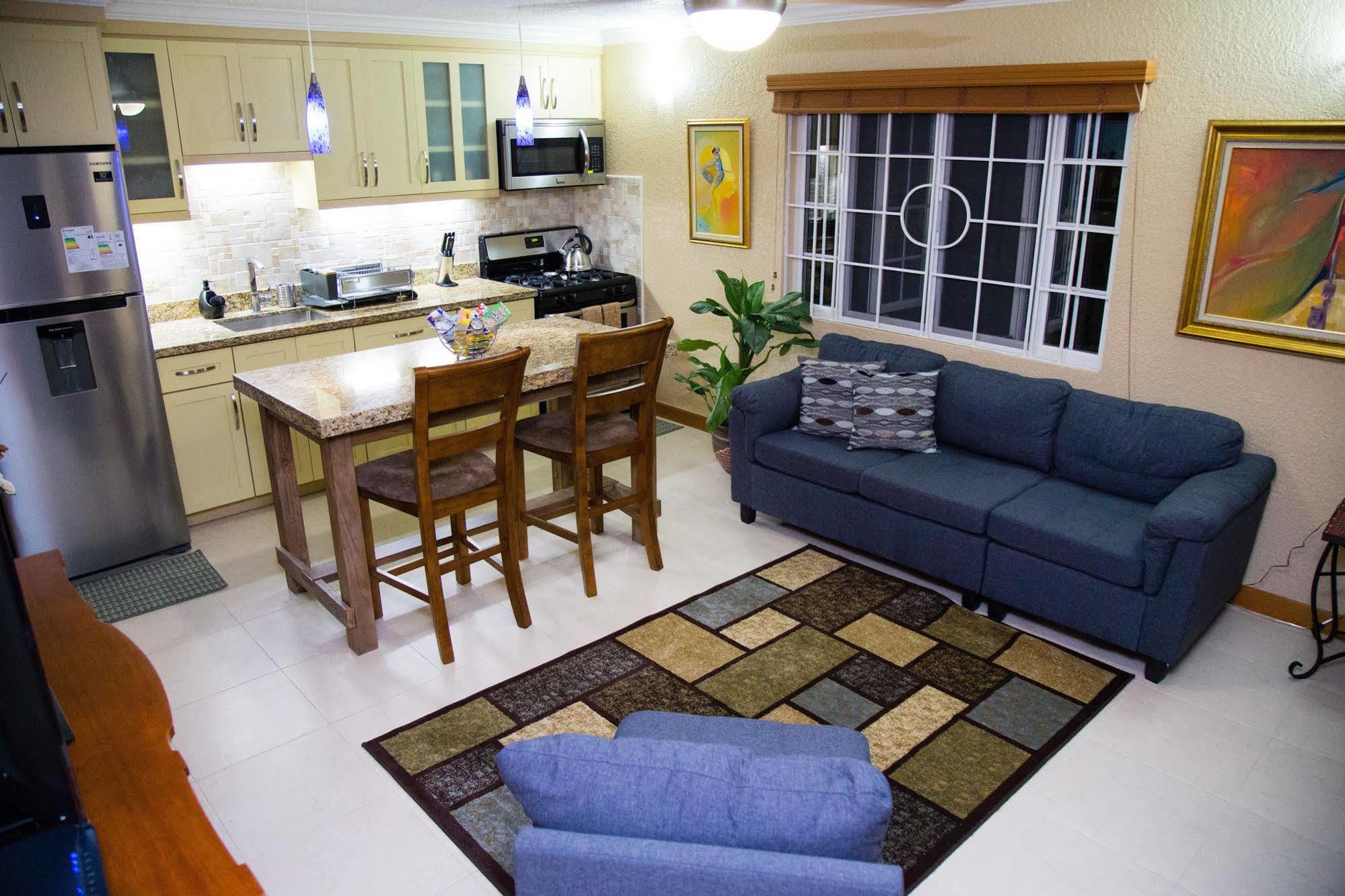 The Cabin At Long Mountain Country Club Kingston Esterno foto