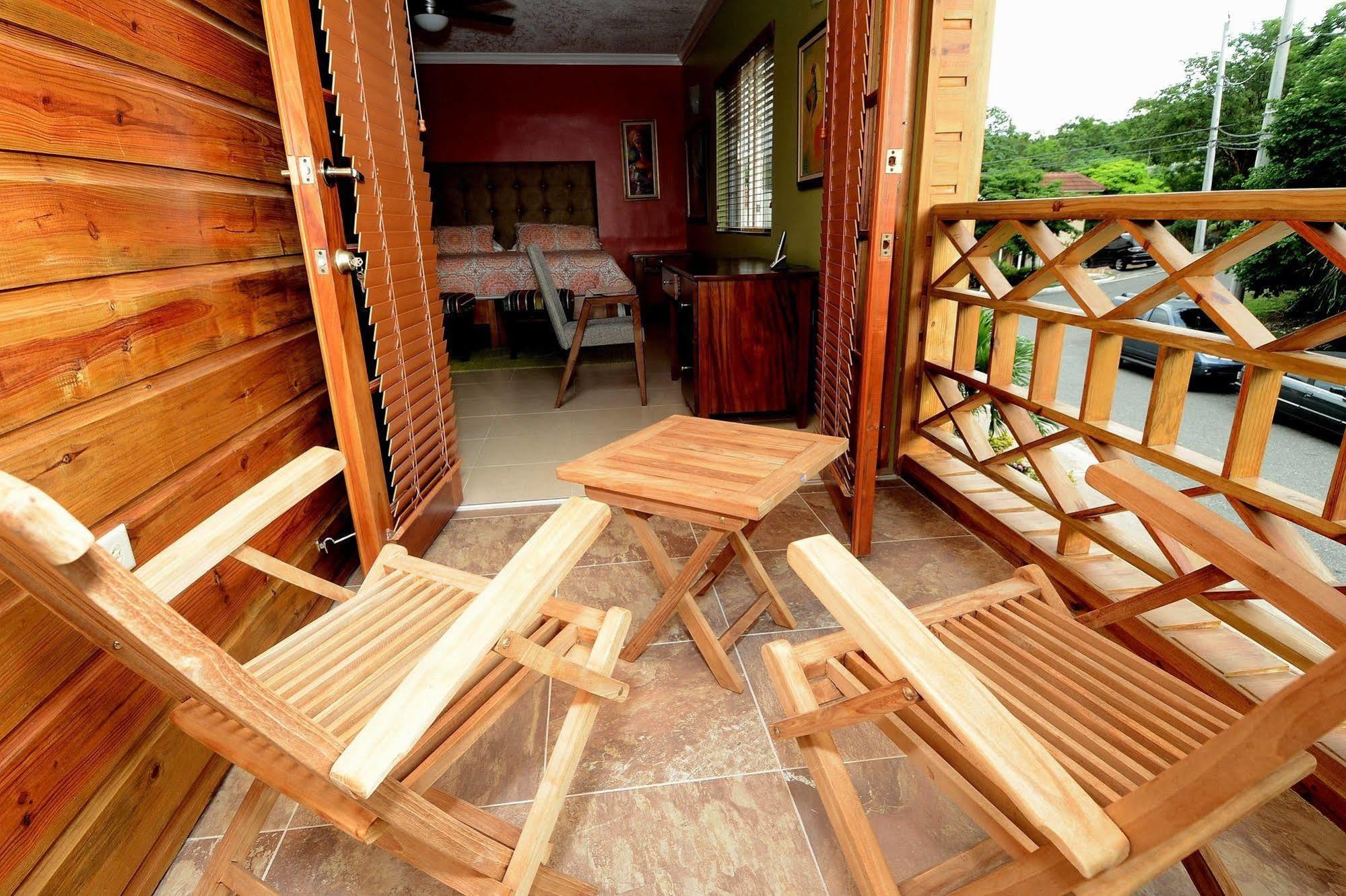 The Cabin At Long Mountain Country Club Kingston Esterno foto