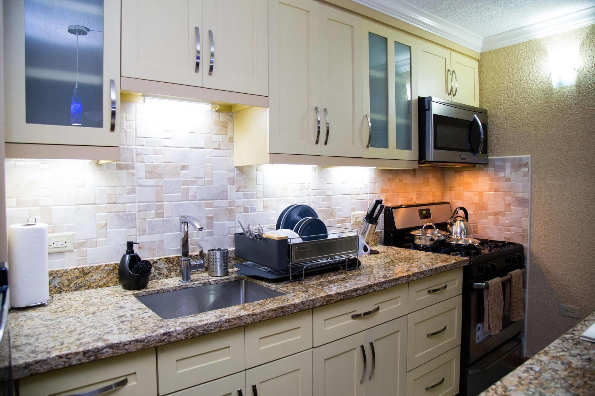 The Cabin At Long Mountain Country Club Kingston Esterno foto